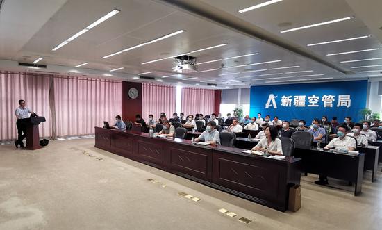 新疆空管局举办“华为在新疆空管”技术讲座 共探智慧空管新路径